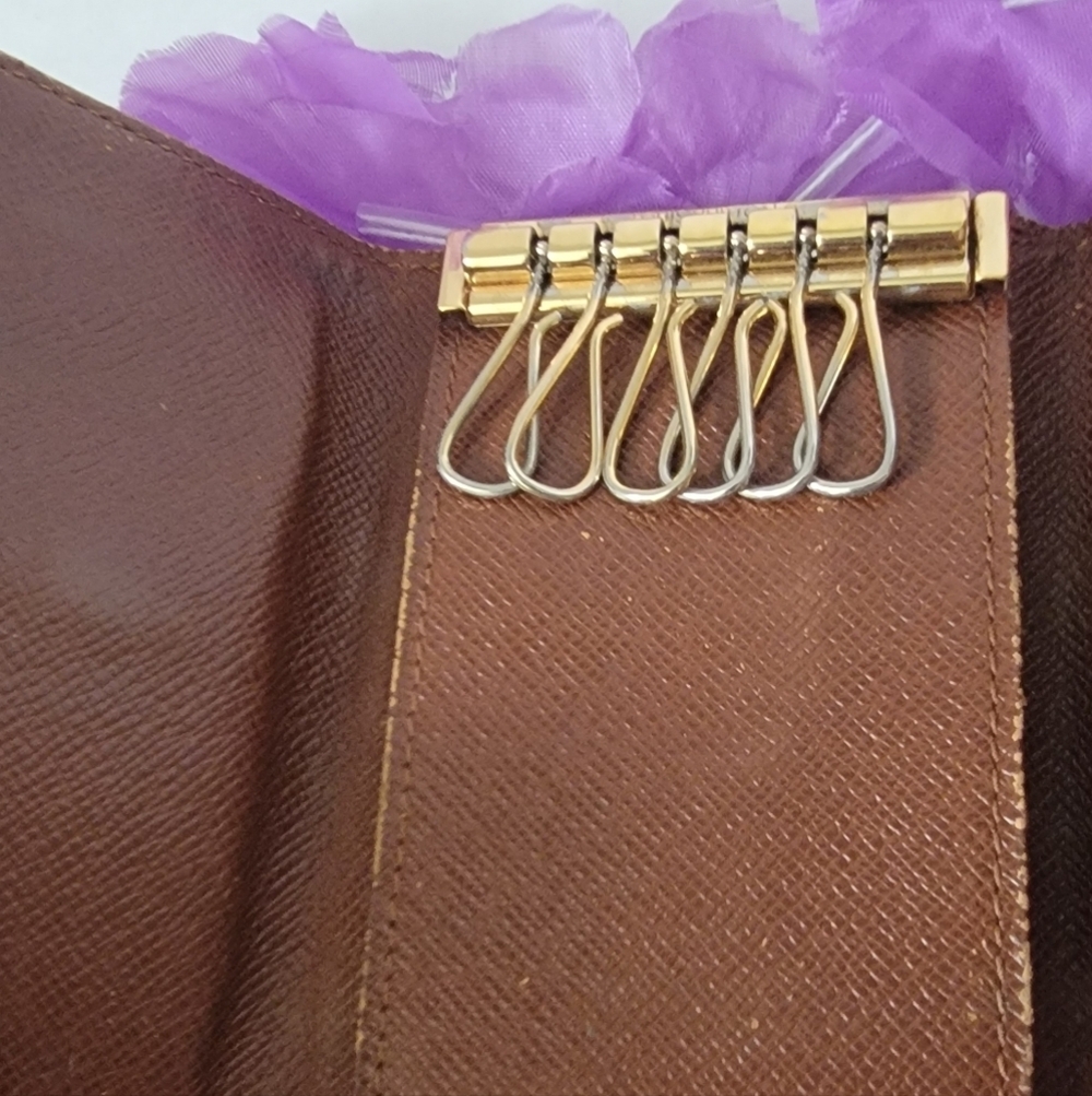 Louis Vuitton Brown Monogram Wallet - Picture 6 of 10